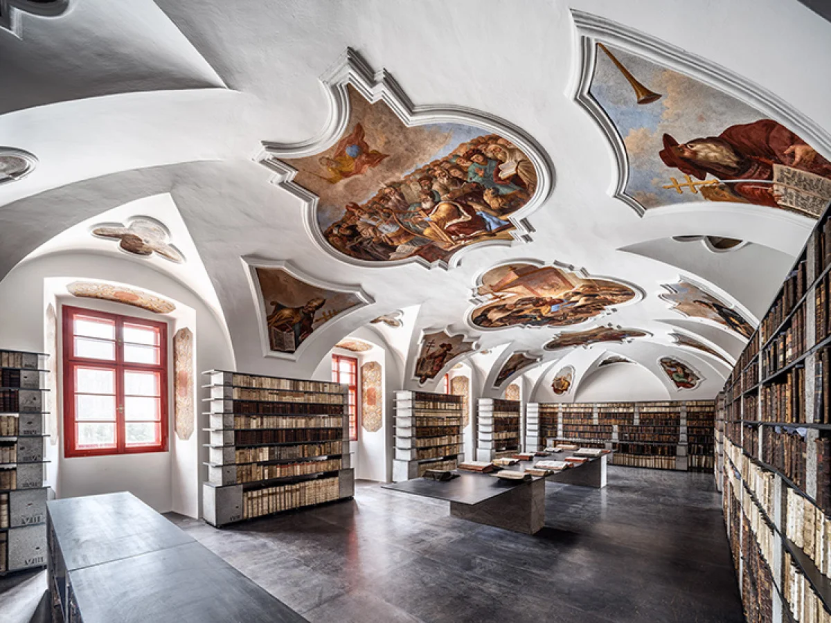 Knihovna v klášteře Želiv